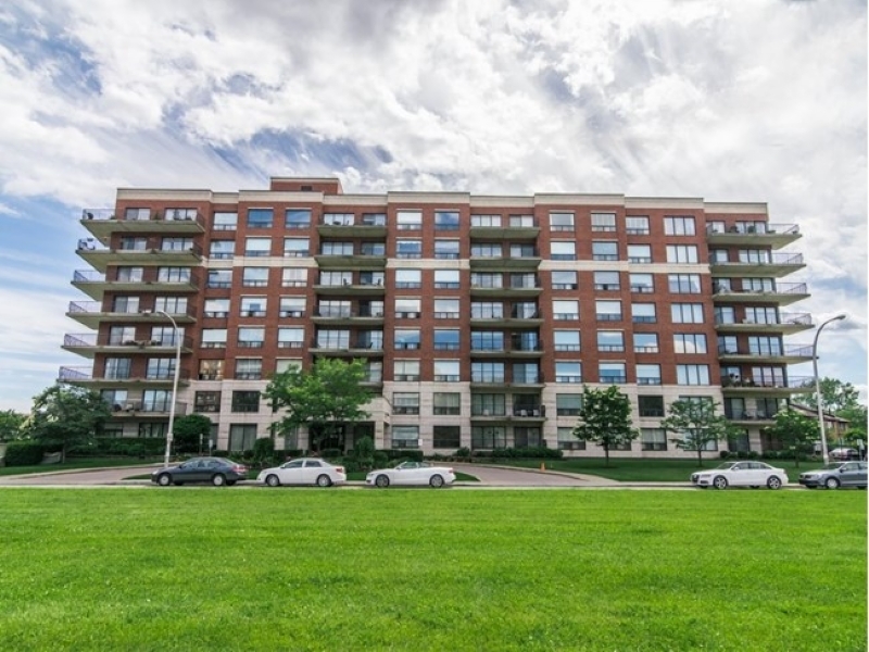 Bristel Condominiums