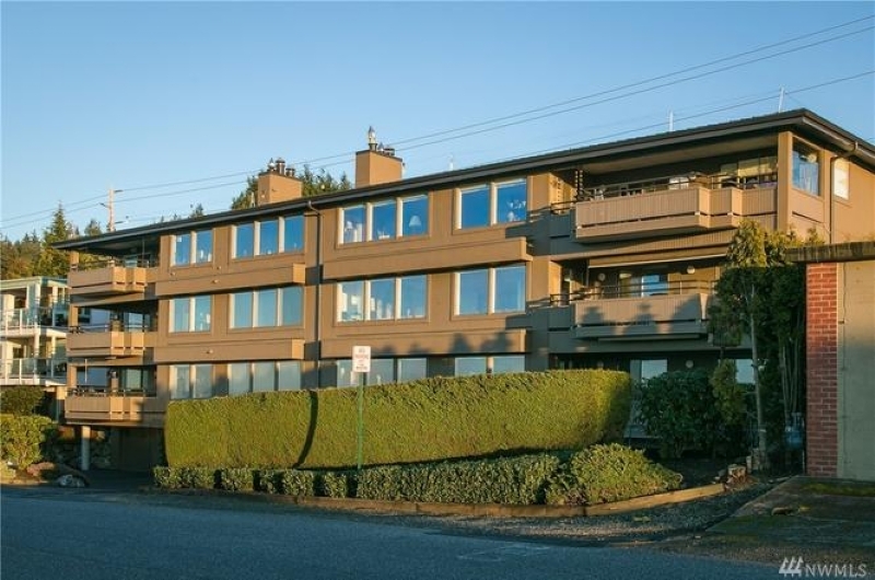 The Outlook Condominiums