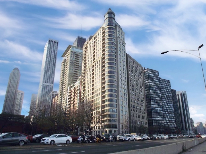 The Residences on Lake Shore Park