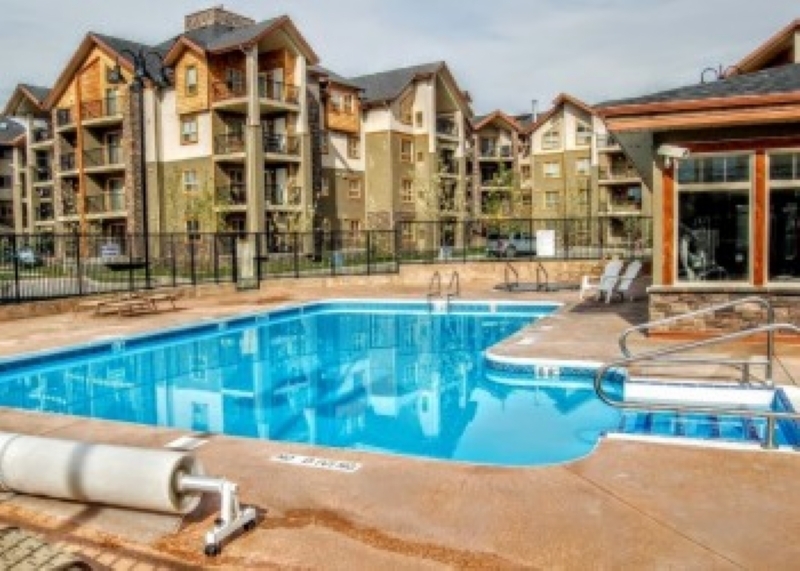 Lake Windermere Pointe Condos