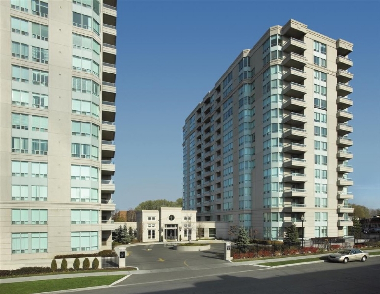 Crystal Towers & Encore at Crystal Towers