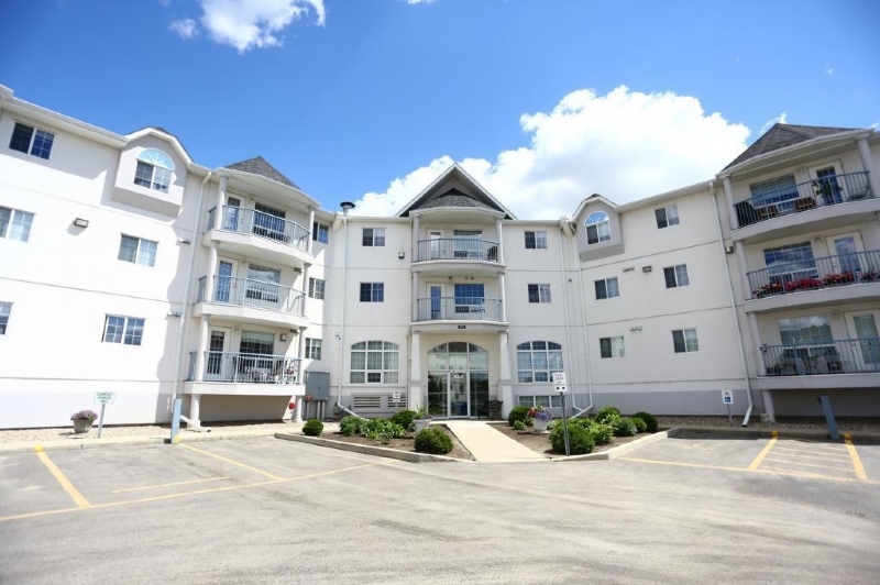 Heritage Pointe Condominiums